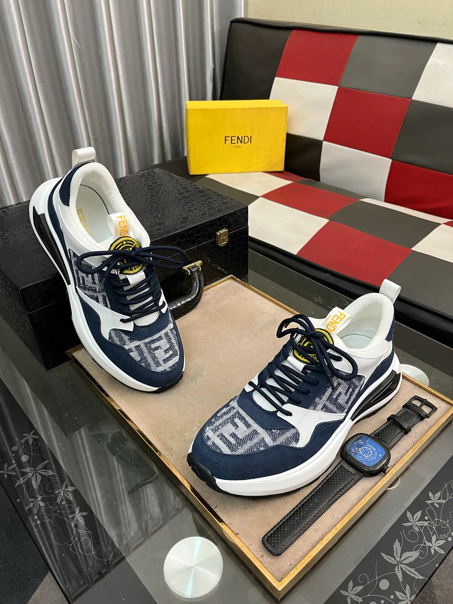 Men's shoes 💰458⌚️⌚️FENDI "FENDI" Regular size: 38-44 (casual shoes) Product materials: Selected cowhide upper, soft sheepskin lining; original outsole. 6️⃣colors available